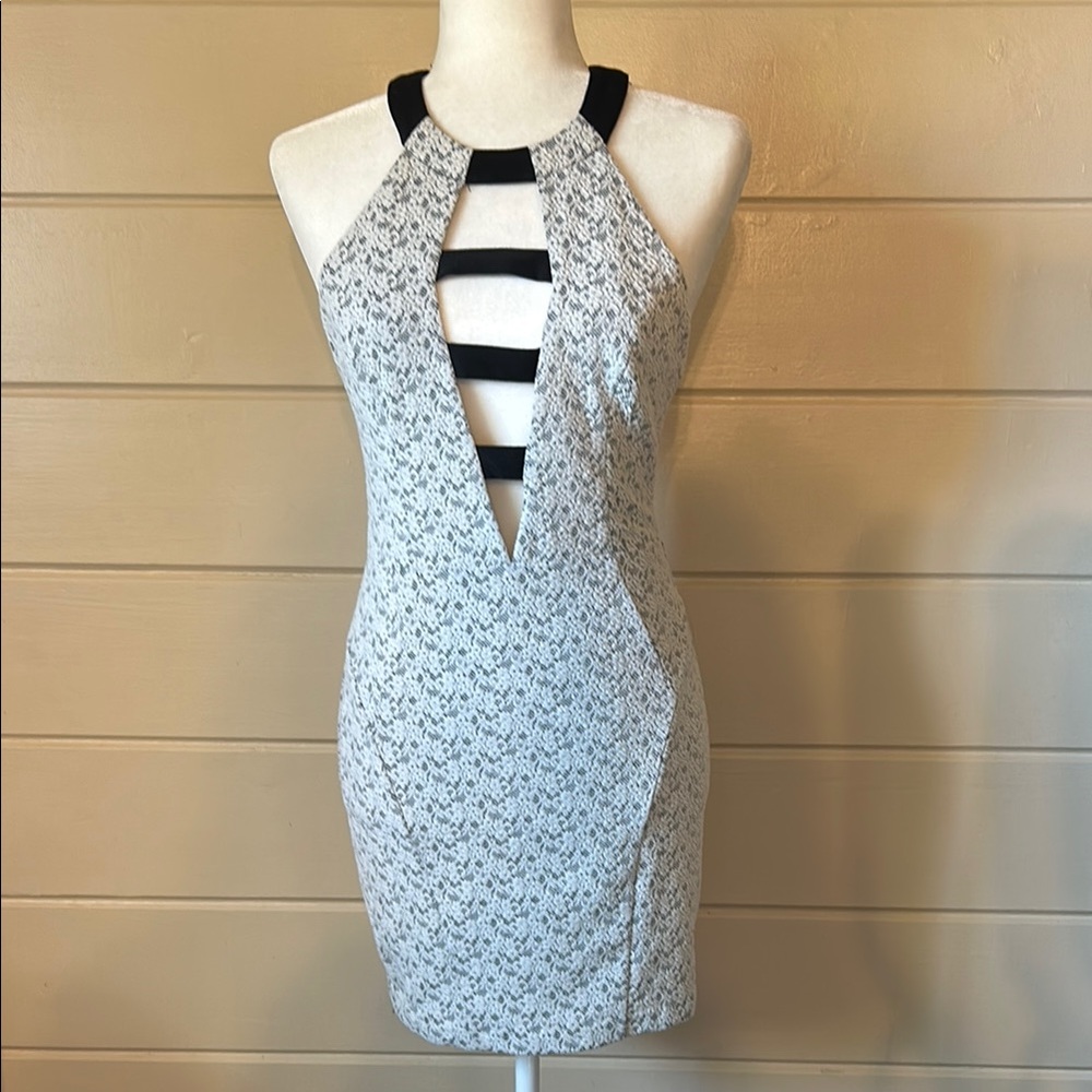Ark & Co Textured Deep V Front & Open Back Cutout Dress Size Smal